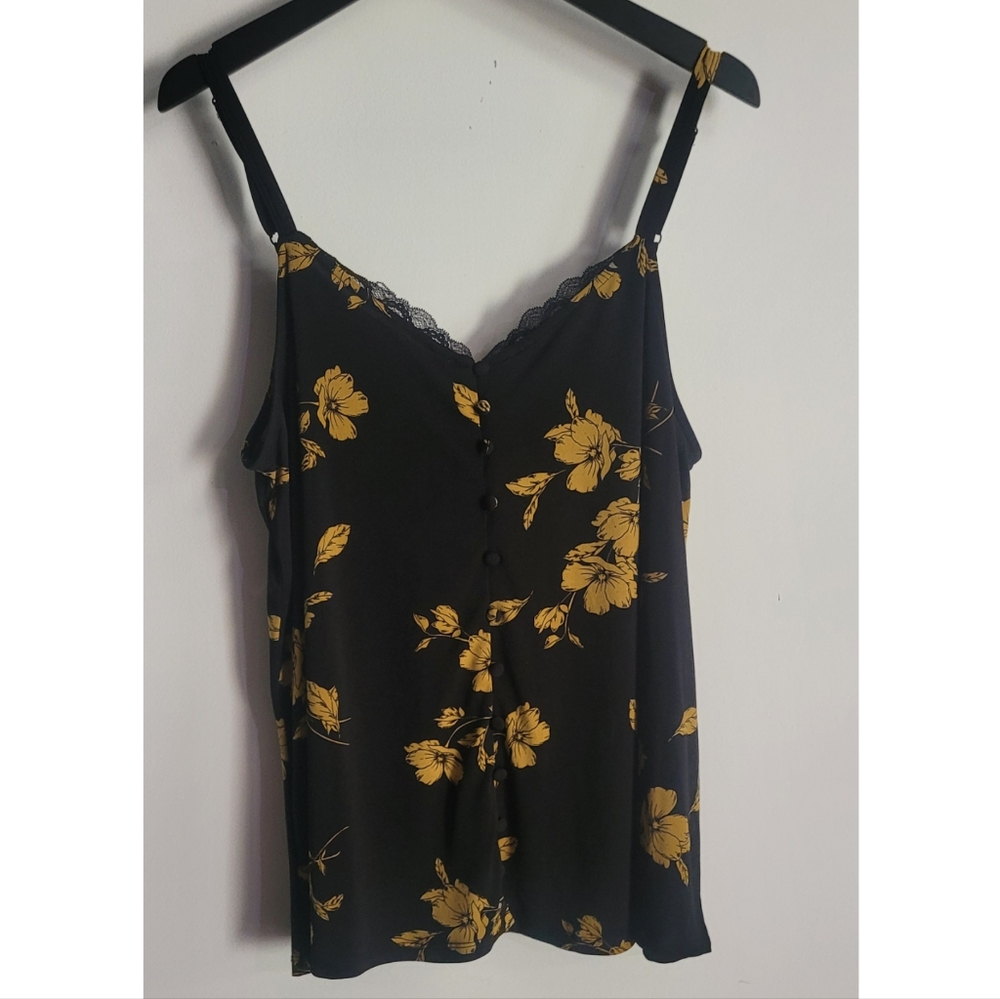 Floral Tank 🌼